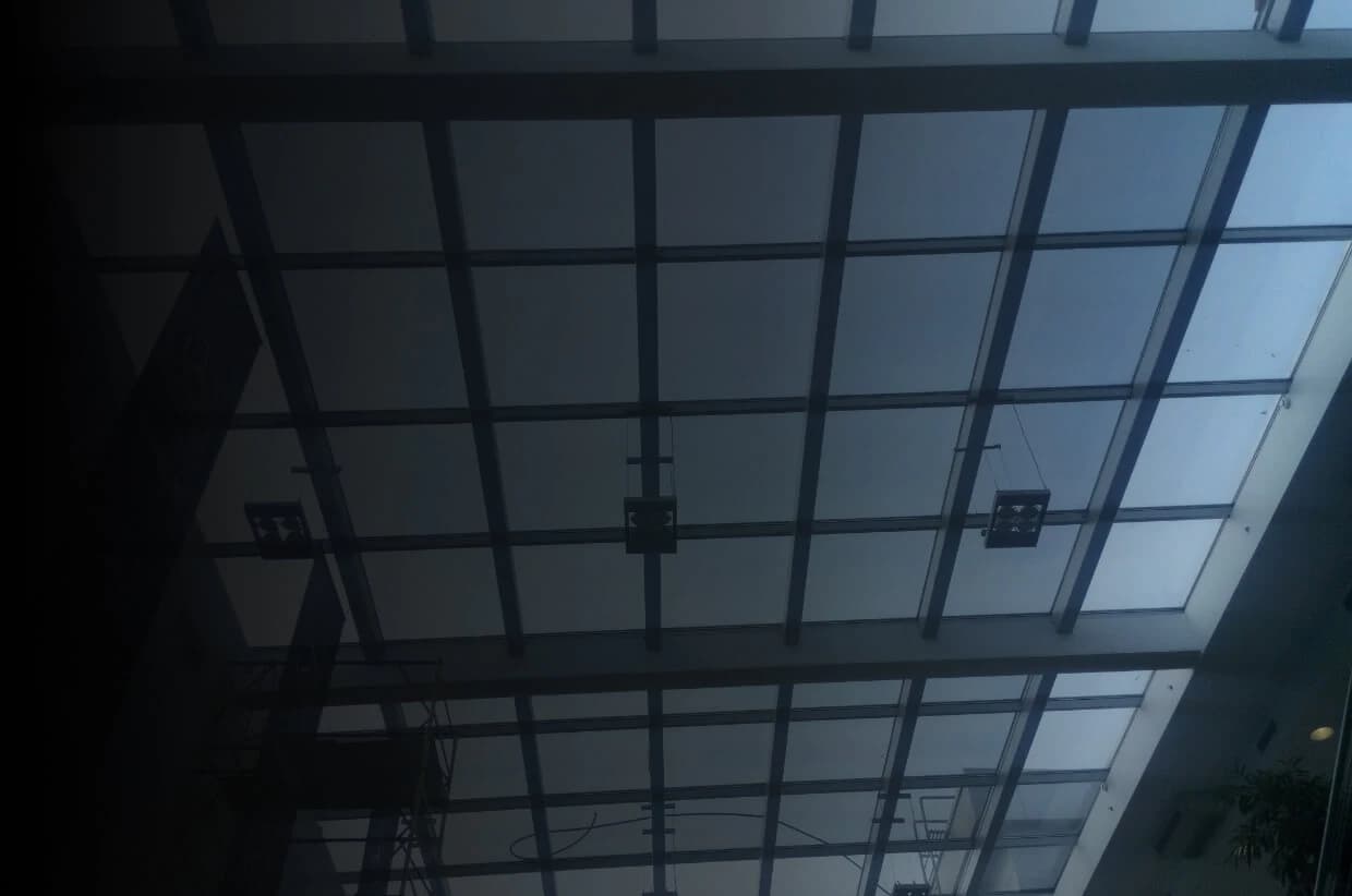 Как выбрать плёнку для панорамных окон и сохранить свет